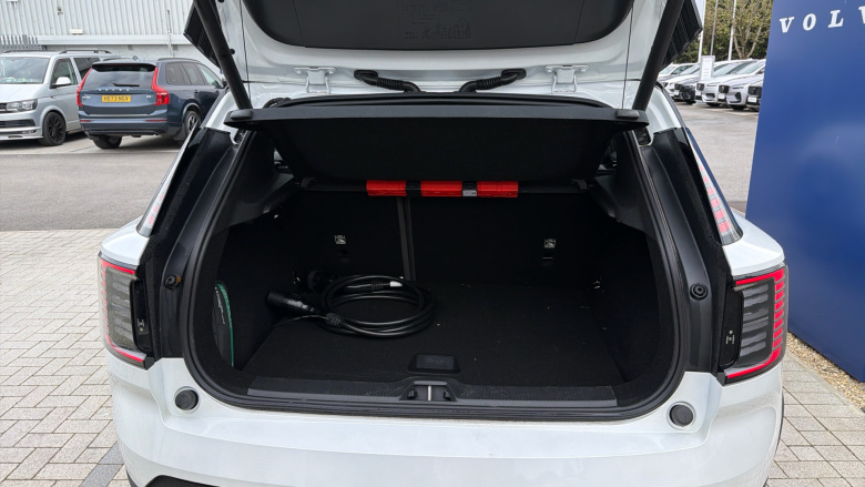 Volvo EX30 200kW SM Extended Range Plus 69kWh 5dr Auto Electric Estate